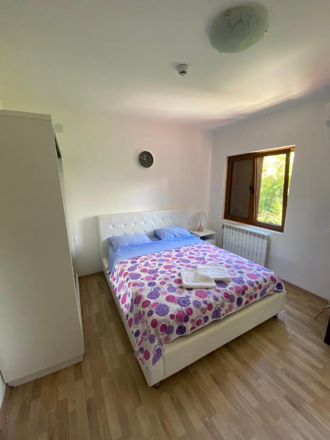 Apartments Family Tivat Luaran gambar