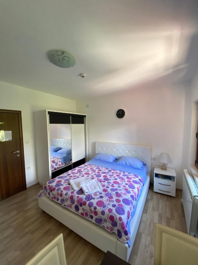 Apartments Family Tivat Luaran gambar