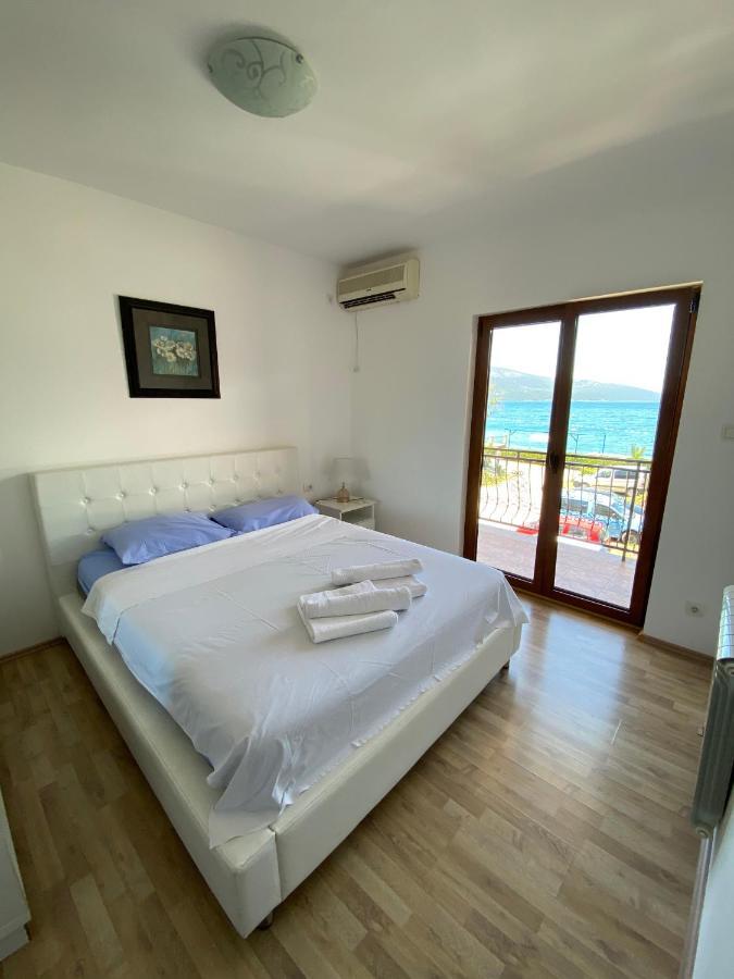 Apartments Family Tivat Luaran gambar