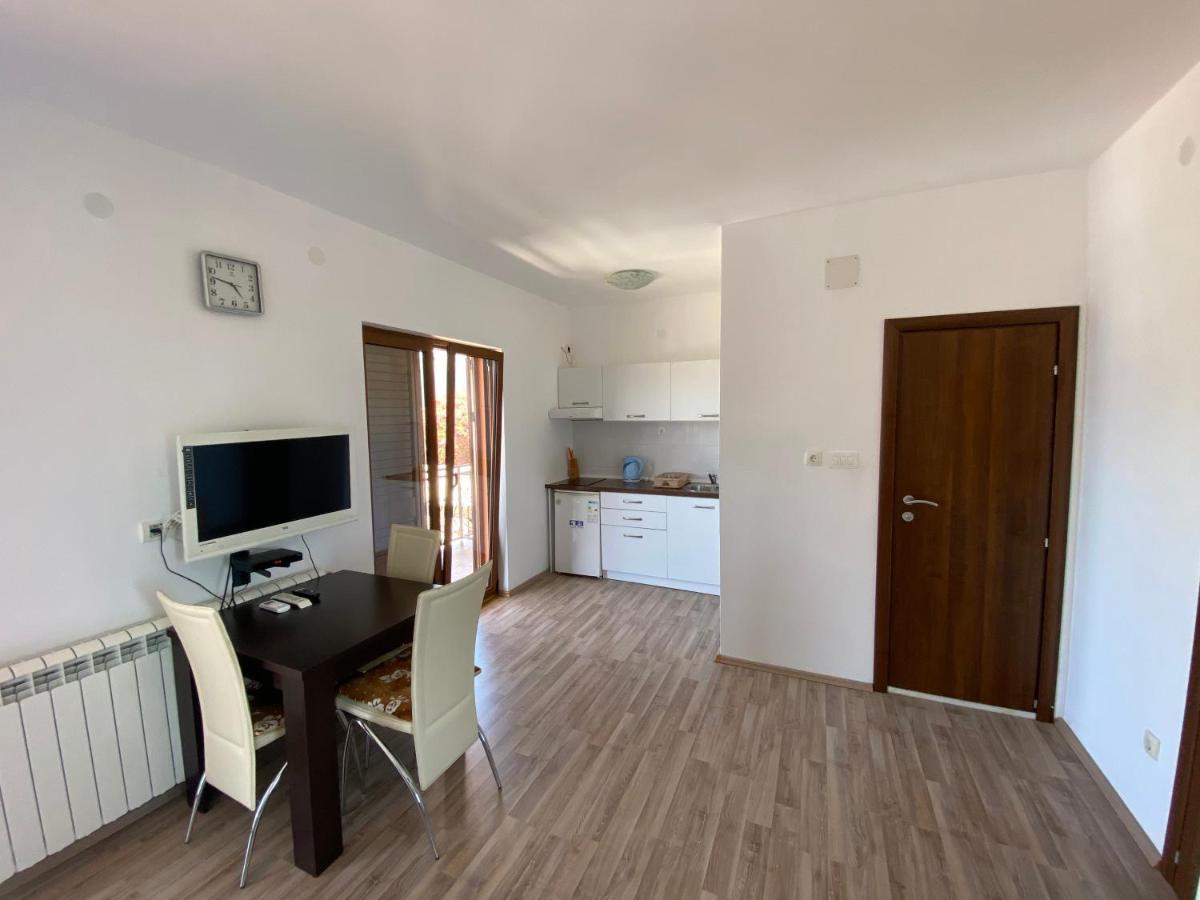 Apartments Family Tivat Luaran gambar