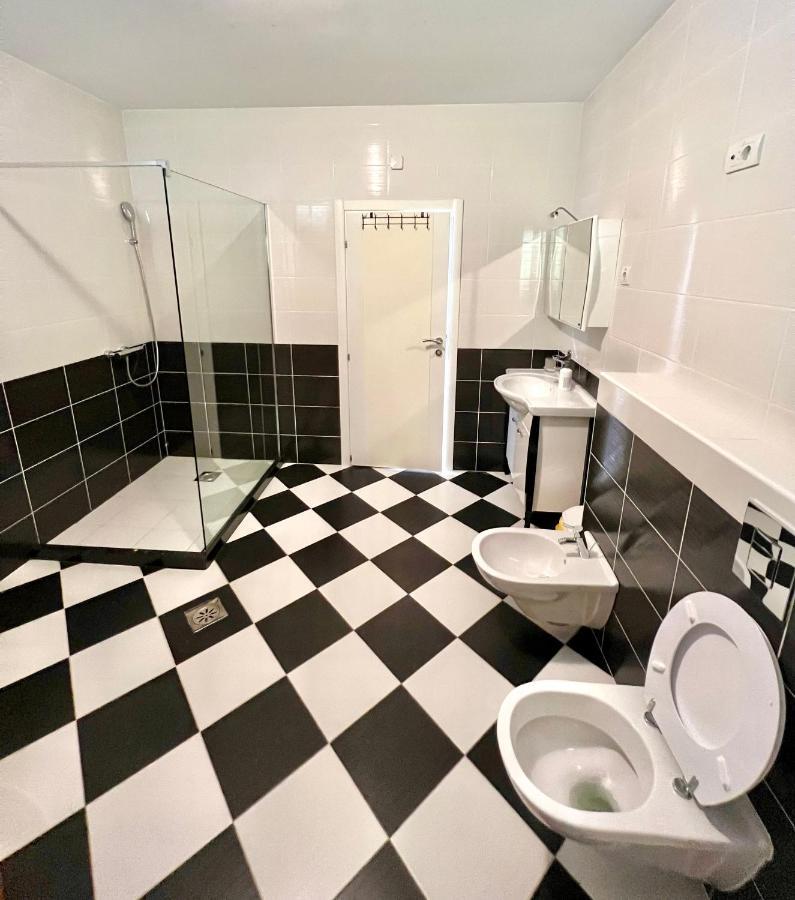 Apartments Family Tivat Luaran gambar