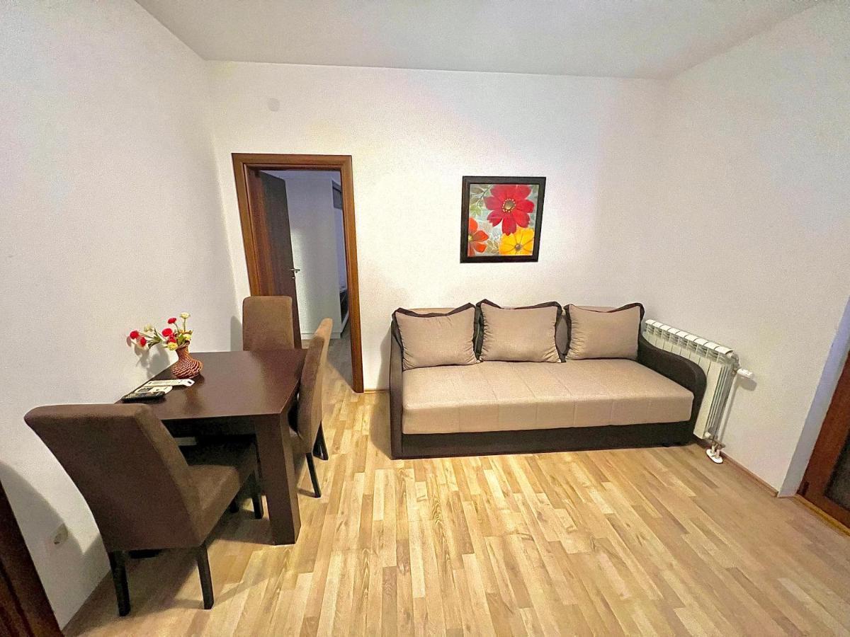 Apartments Family Tivat Luaran gambar